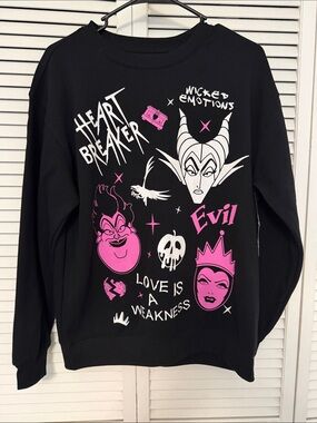 💥New💥 Disney Villains Women's Graphic Sweatshirt - Heart Breaker Evil Print